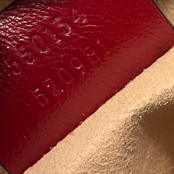 GUCCI BLACK / RED GG MARMONT MINI ROUND SHOULDER BAG - Picture 13 of 14